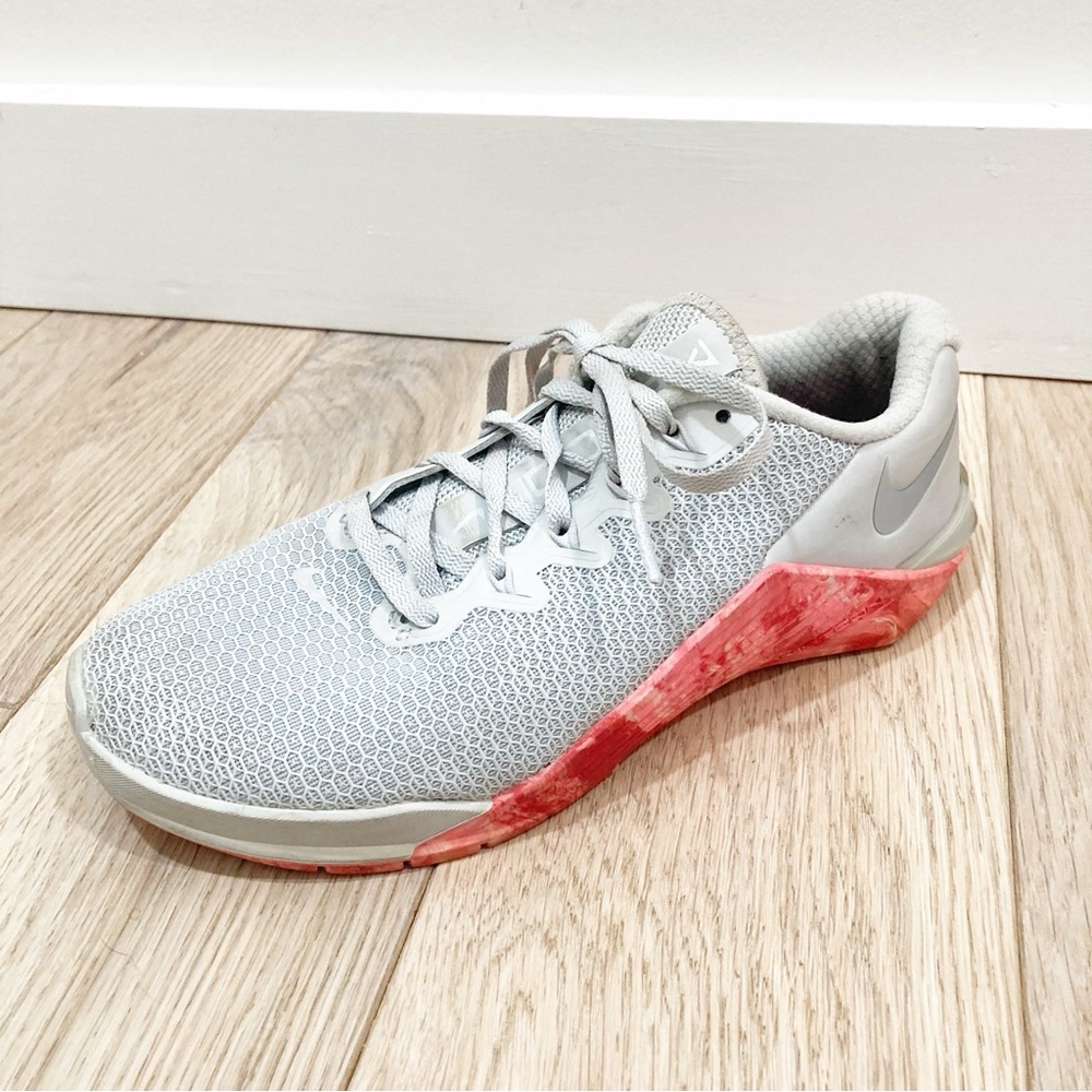 Nike Metcon 5 Athletic Shoes women’s 6